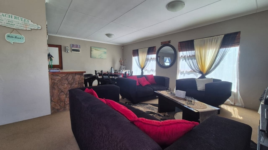 3 Bedroom Property for Sale in Country Club Western Cape